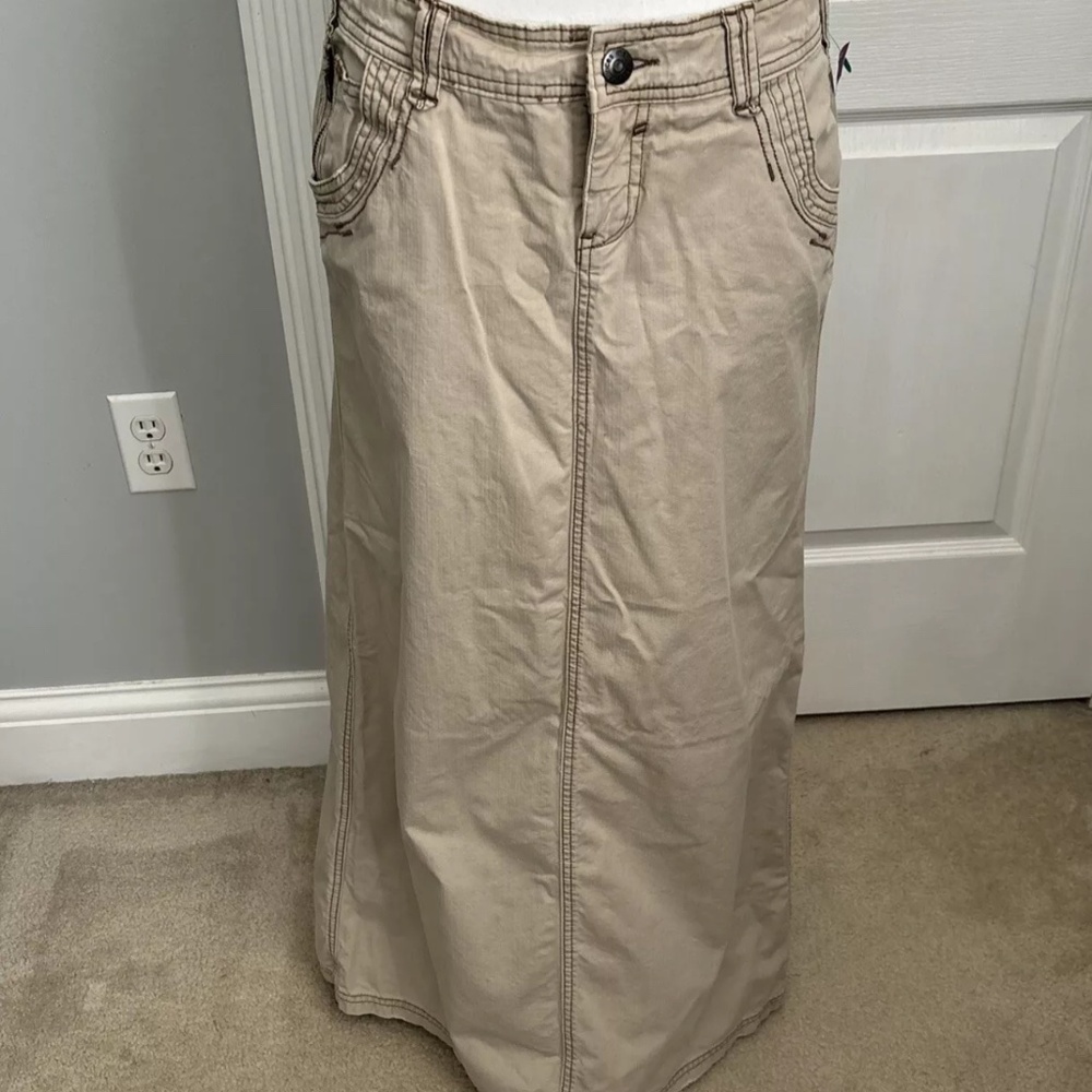 Maurice’s long khaki skirt